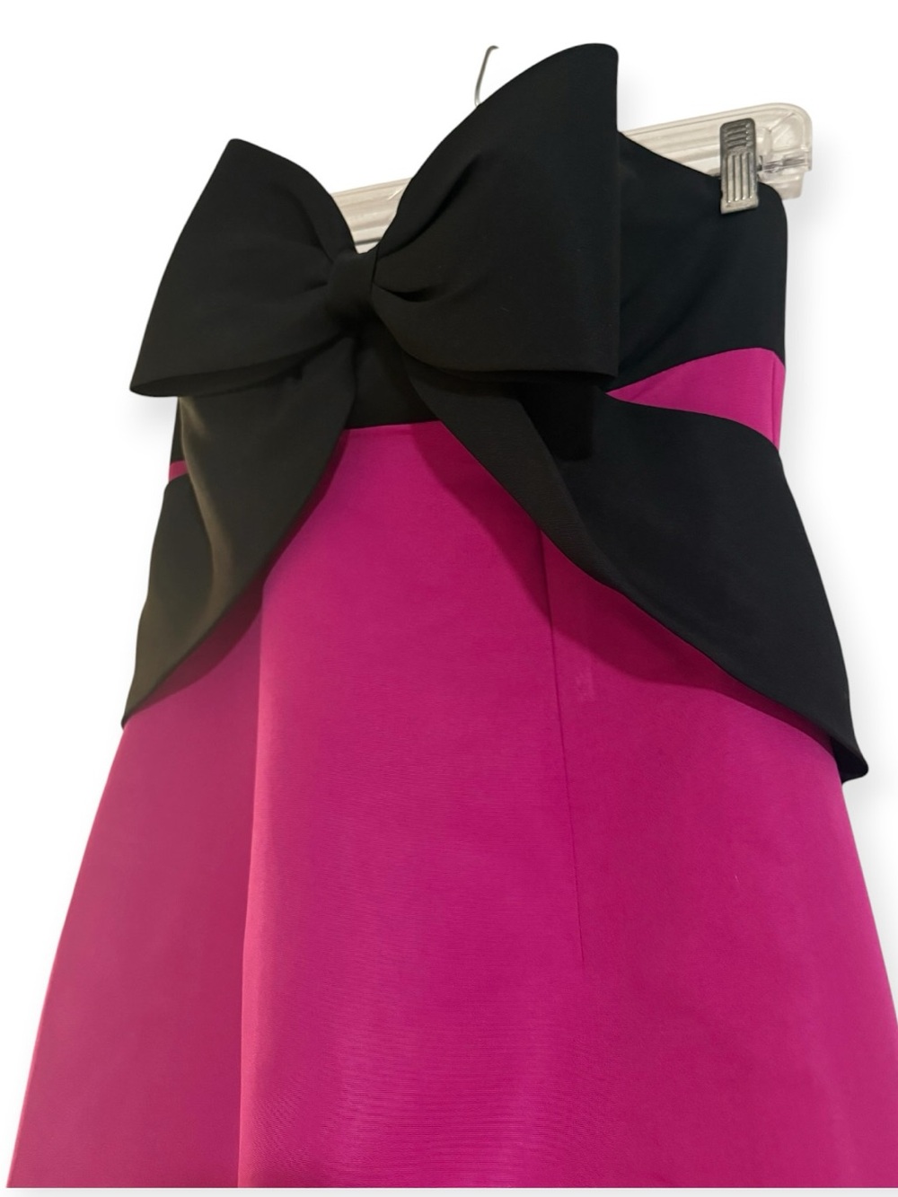 Stunning Jovani Strapless Pink with Large Black Bow Formal Gown Size 6
